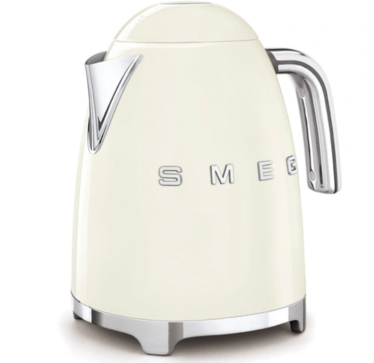 کتری برقی کرم SMEG